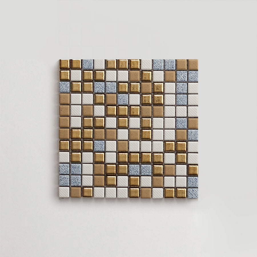 outer-cle-lido-splash-sample-confetti-white-lightblue-gold-01.jpg
