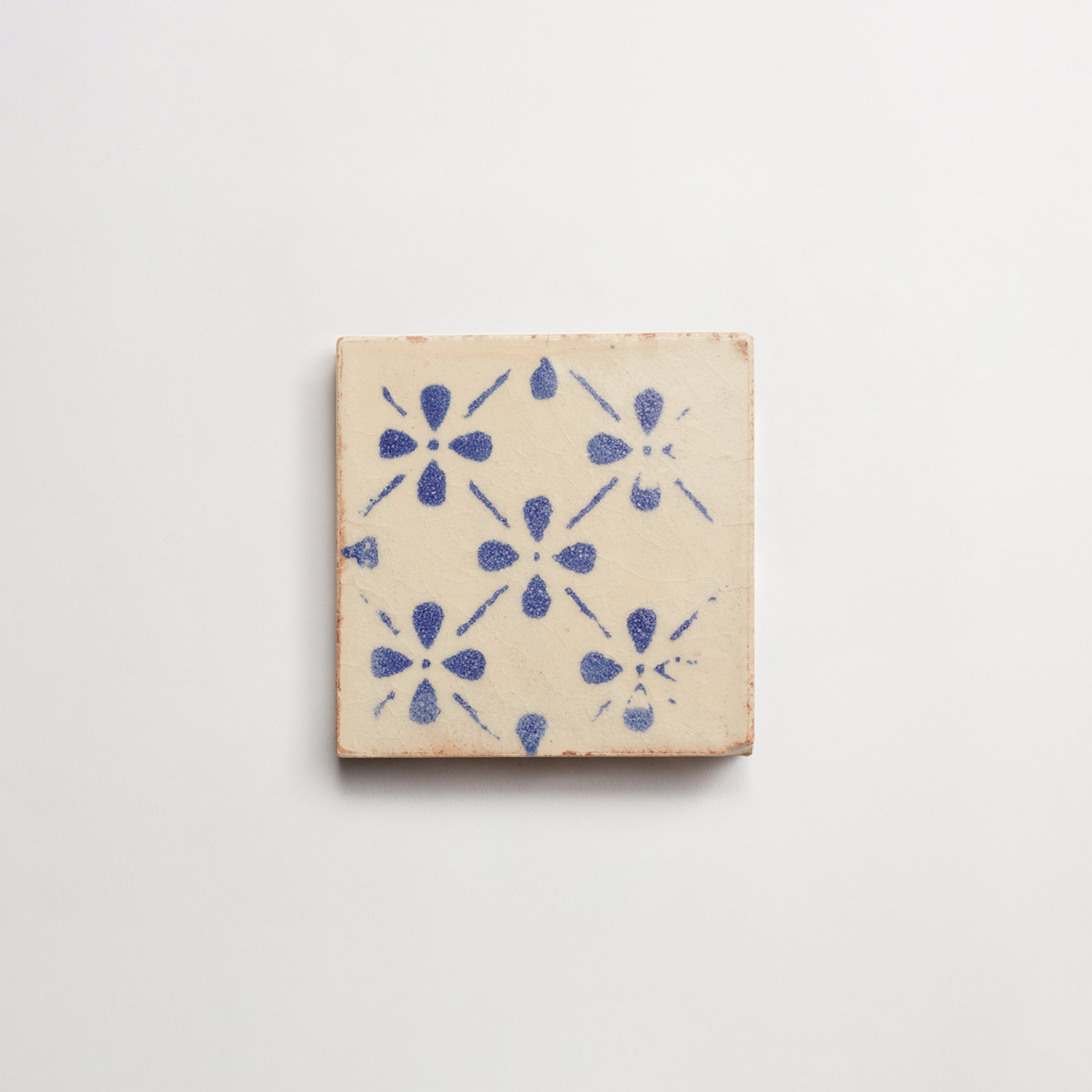 E11313-outer-cle-henna-single-4x4-blue-flower.jpg