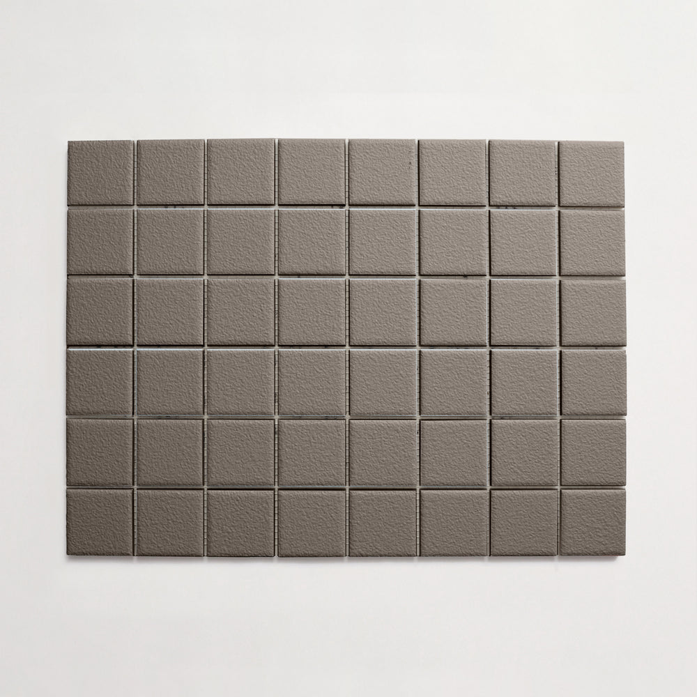CV0146-outercle-tremper-Grigio-RAL-7006-flooring.jpg
