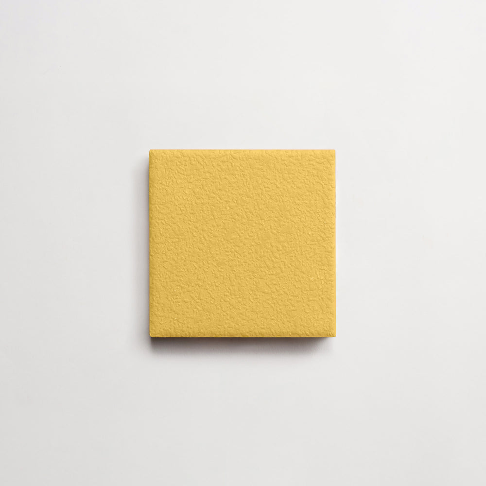 CV0038-outercle-tremper-flooring-4x4-Giallo-RAL-1002-single.jpg