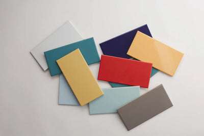 Travertine vs. Ceramic Tile For Outdoors: How to Choose