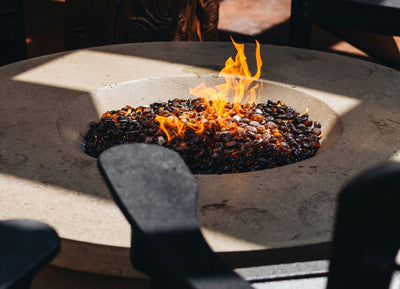 Flagstone Patio Ideas With a Fire Pit for Every Backyard