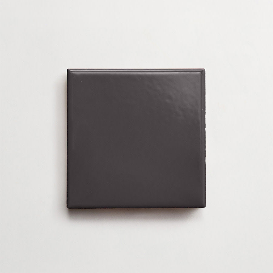 CV0254-outercle-tremper-gloss-8x8-Ferro-RAL-8019-single-thumbnail.jpg