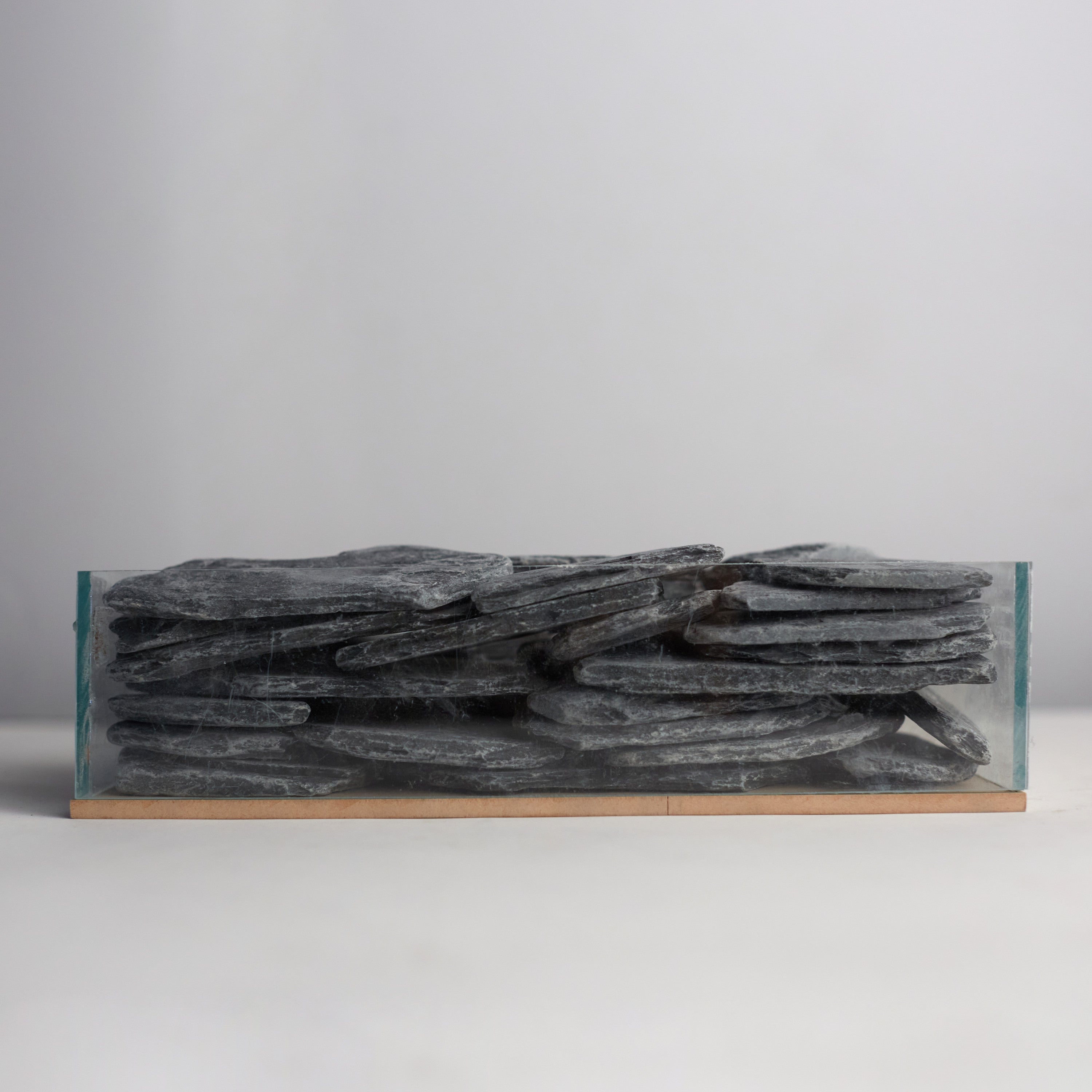 outer-cle-grangestone-galets-box-medium.jpg