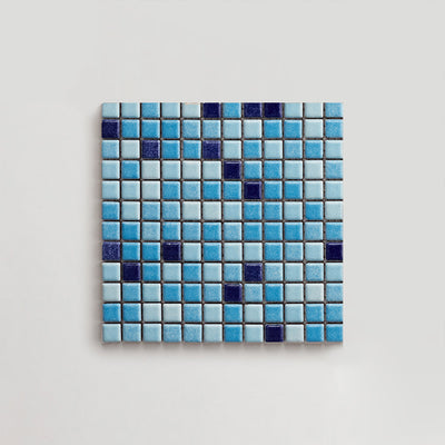 outer-cle-lido-splash-sample-confetti-white-lightblue-mediumblue-darkblue-01.jpg
