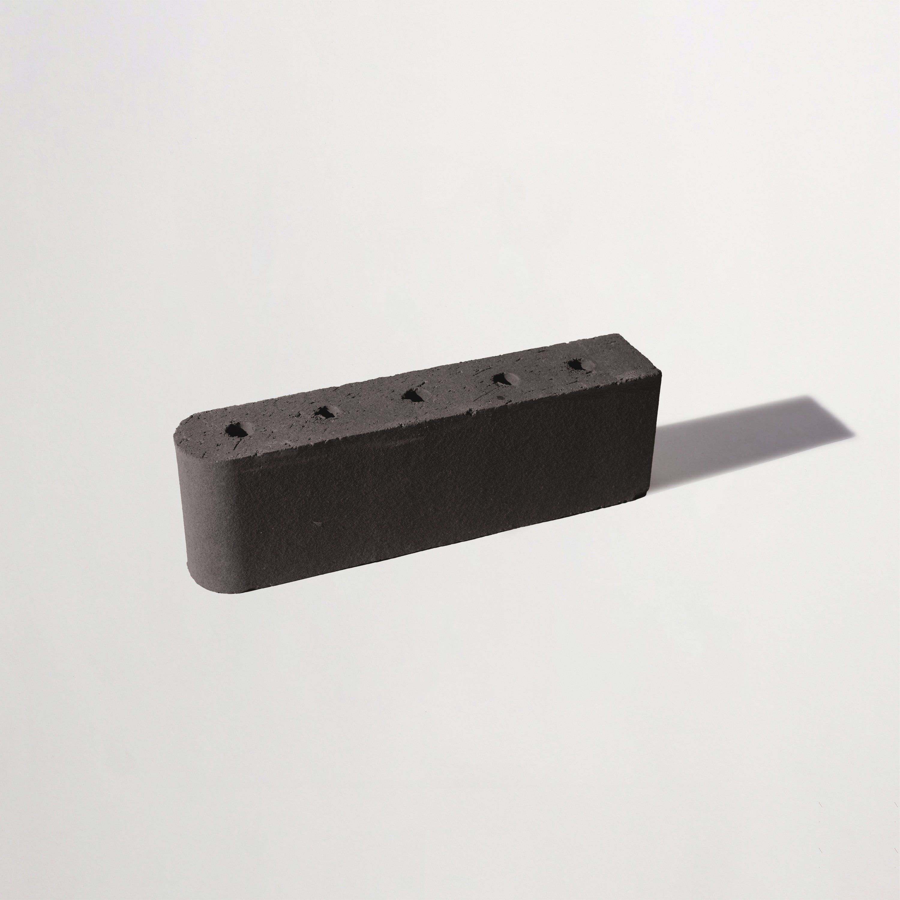 FF10098-outer-cle-brick-bullnose-scorched-earth-long-single-angle-3000x3000-300dpi.jpg