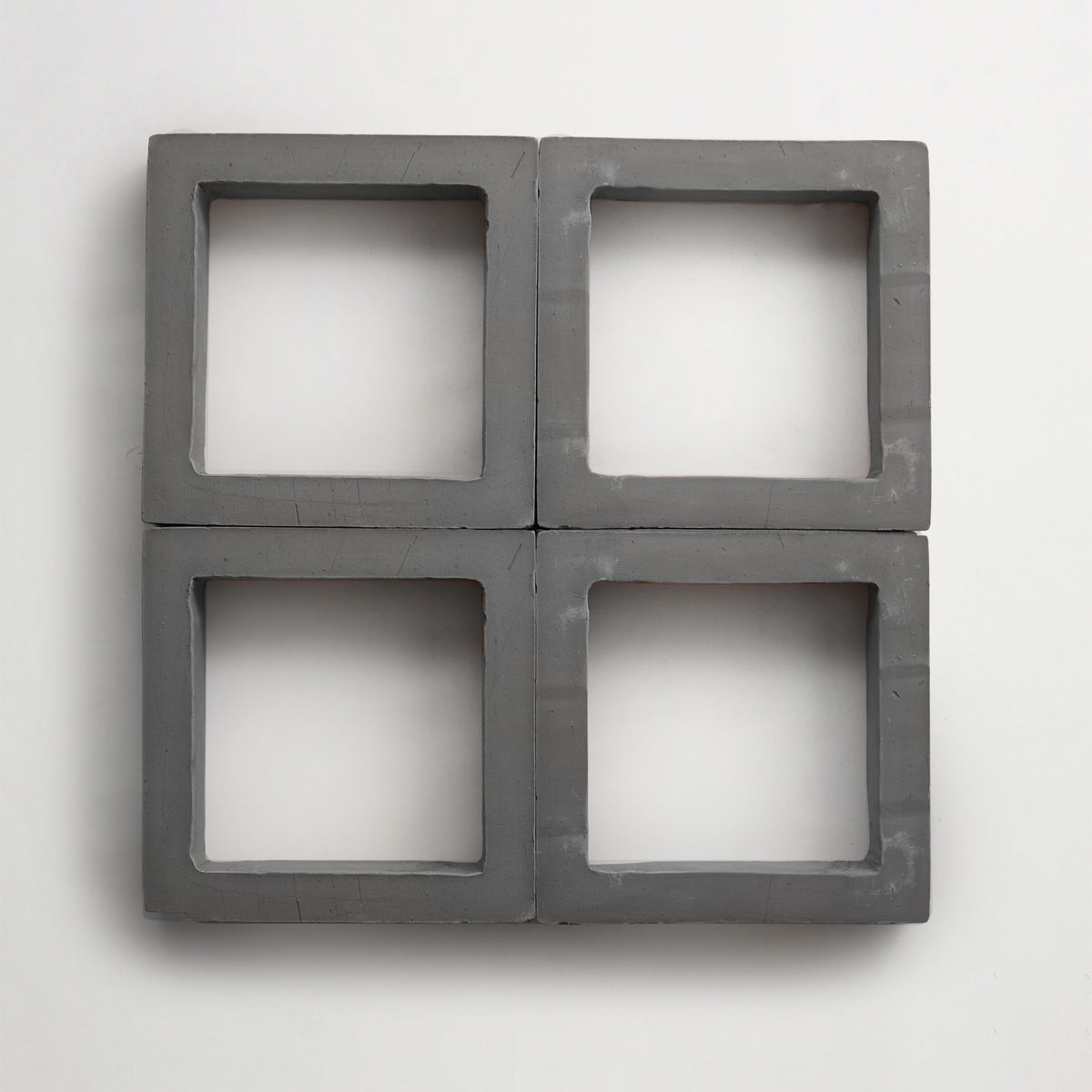T70000_outer-cle-breeze block-sqaure-grey-215.jpg