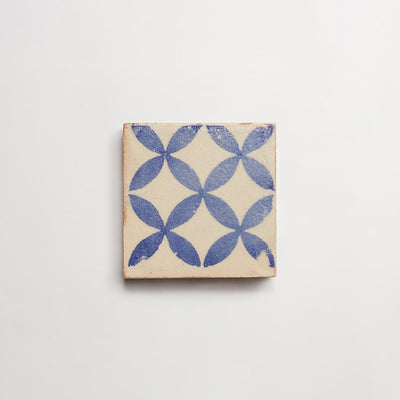 E11318-outer-cle-henna-single-thumbnail-4x4-blue-diamond-1.jpg