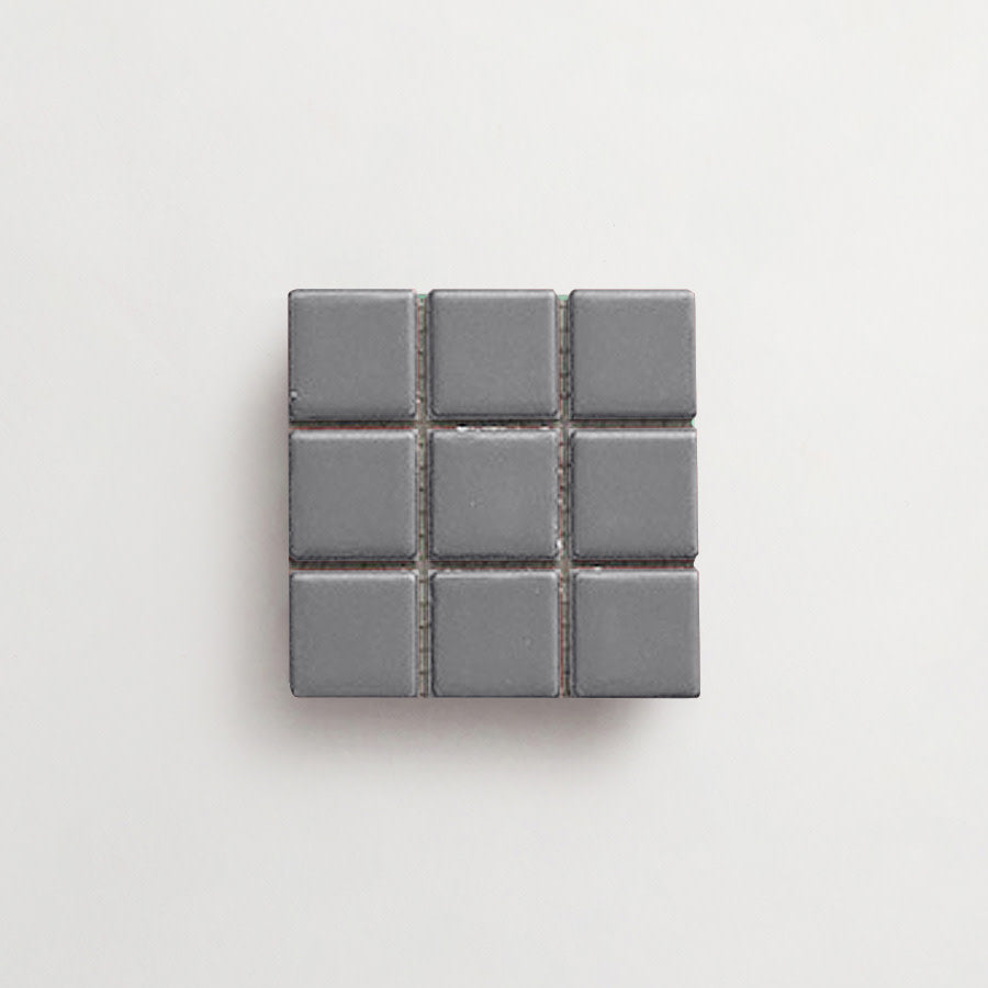 AP0229-outer-cle-nue-bouchon-st-ives-grey-sample.jpg