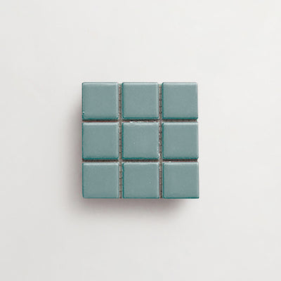 AP0238-outer-cle-nue-bouchon-misted-moor-sample.jpg